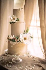 Flower Passion Again And Again Beige Elements To Tie In The Simple Yet Sophisticated Design Elegant Wedding Cakes Wedding Cakes Wedding Cake Bakers