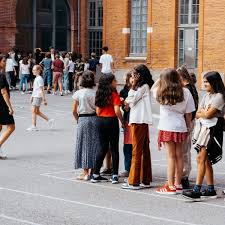 Rentrée Scolaire 2025: Changements Étonnants! Ce Que Vous DEVEZ Savoir! - Imagen principal del artículo
