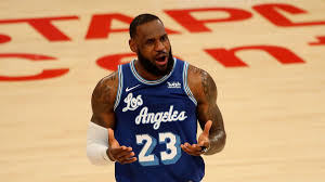 Machen sie sich bereit für den spieltag mit offiziell lizenzierten los angeles lakers trikots, uniformen und mehr, die im ultimativen sportgeschäft für männer, frauen und jugendliche zum verkauf angeboten werden. Lebron James Becomes The Third Nba Player To Reach 35 000 Career Points Cnn