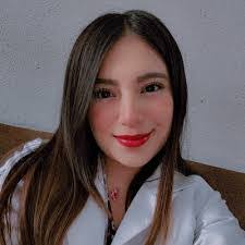 Geraldine Carrillo's Instagram, Twitter & Facebook