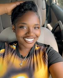 𝓣𝓮𝓻𝓻𝓪 𝓗𝓸𝓵𝓶𝓮𝓼