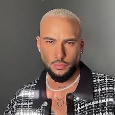 Top 30 Plus Size Male Influencers in 2025