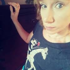 Danielle Hammock's Instagram, Twitter & Facebook