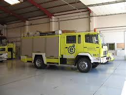 Valoración de los afectados proporcionada por el suc: Fire Engines Photos Bomberos Gran Canaria Mercedes 1124