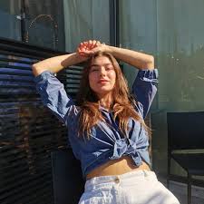 O έρωτας περνάει από το στομάχι. Lewnidas Koytsopoylos Ena Xrono Kratoyse Kryfo To Love Story Toy Me Thn Koykla Apo Tis Agries Melisses Iciao