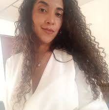 Esta es la casa perfecta para tu familia! Tu próximo hogar es nuestro  modelo XM, enamórate de sus características: 🛌🏻 4 dormitorios 🛁 3 1/2  baños 🏡 127.58 m2 ¡Cámbiate a La Joya!