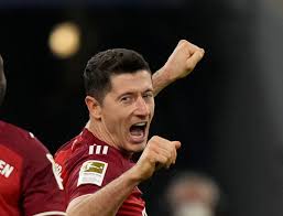 Dad of 4, senior advisor trump/pence 2020, campaign manager donald j. Robert Lewandowski Helps Bayern Munich Join Bundesliga Centurions Club The Independent