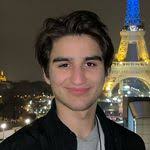 Kamran Akhavan's Instagram, Twitter & Facebook