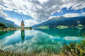 Discover the best of curon venosta so you can plan your trip right. Why Does A Half Submerged Bell Tower Stands In The Middle Of An Italian Lake Italy Magazine