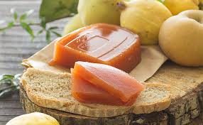 Cuando lleve unos 10 minutos, y esté el azúcar totalmente. Membrillo Once Recetas Dulces Y Saladas Para Sacar El Maximo Partido A Este Fru