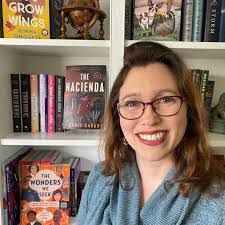 Kari Sutherland's Instagram, Twitter & Facebook