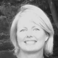 Suzanne Lynch Email & Phone Number