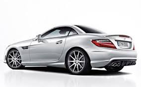 The Slk 55 Amg Black Series Had The Perfect Mix Of Performance Handling And Lightweight Design And Featured The Amg 5 5l V8 Engine With 294kw 400hp And 520 Nm