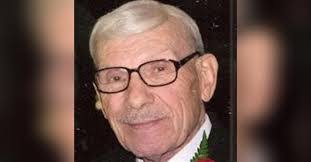 Amanda Fasolo's Instagram, Twitter & Facebook