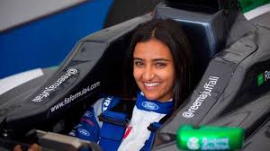 واستضافت الدرعية لأول مرة في السعودية الموسم الخامس لبطولة سباق الفورمولا إي abb fia formula e للسيارات الكهربائية الأول من نوعه في ديسمبر 2018، لمدة 3 أيام تحت إشراف الهيئة العامة للرياضة، وشمل. Ù„Ø£ÙˆÙ„ Ù…Ø±Ø© Ø³Ø¹ÙˆØ¯ÙŠØ© ØªØ´Ø§Ø±Ùƒ ÙÙŠ Ø³Ø¨Ø§Ù‚ Ø§Ù„Ø¯Ø±Ø¹ÙŠØ© Formula E ØªØ¹Ø±Ù Ø¹Ù„ÙŠÙ‡Ø§ Youtube