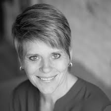 Author Therese Pautz