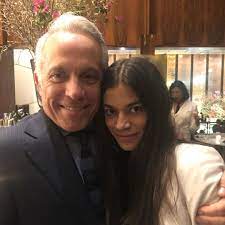 When i'm not working, i'm home, geoffrey candidly said in a series of instagram story videos taken in 2018. Geoffrey Zakarian S Wife Everything You Need To Know About Margaret