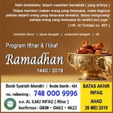 Pengertian i'tikaf arti dari i'tikaf menurut bahasa adalah berdiam diri dan menetap dalam menurut syafi'i i'tikaf itu artinya berdiam diri di masjid dengan melaksanakan berbagai amalan tertentu. Sedekah Makanan Bagi Orang Yang I Tikaf Bbg Al Ilmu