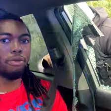 Christina Epps's Instagram, Twitter & Facebook