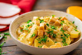 Scalloped potatoes are the ultimate side dish. Crock Pot Scalloped Potatoes And Ham Julie S Eats Treats