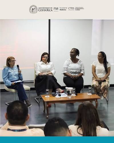 ✨ Con la asistencia de 55 participantes, se realizó con éxito el conversatorio “Reflexiones para el fortalecimiento de la atención integral de la salud en la comunidad”. Cada aporte y experiencia compartida