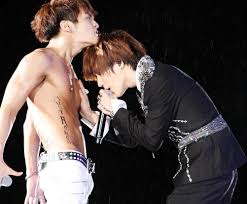 10 Male Idols Who Took Fanservice Way Too Far Jonghyun Taemin Shinee Taemin
