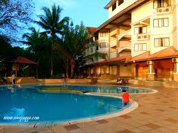 Guests of erya by suria merang have access to an outdoor pool, a children's pool, and free wifi in public areas. Bercuti Sekeluarga Di Erya By Suria Cherating Beach Resort