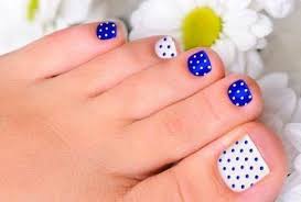 La decoración de las uñas de los pies es un proceso algo más complejo que la de las manos. 75 Creativos Disenos De Unas Decoradas Con Puntos Faciles Y Elegantes