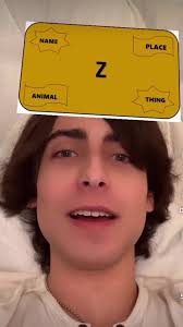 Aidan jugando “Nombre, lugar, animal y cosa” #aidan #aidangallagher #parati  #fyp #viral #humor