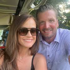 2003 Chevrolet 2500 Crew Cab · Truck · Driven 128,000 miles Selling a 2003  Chevy Silverado 2500hd Leaks a bit of trans fluid out of the transfer case.  Rusty but trusty 6.0l