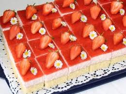 Erdbeertraum Kuchen Rezept Kuchen Kuchen Rezepte Kuchen Und Torten