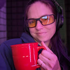 Kristin James's Instagram, Twitter & Facebook