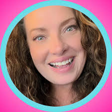 Bethany Reyes's Instagram, Twitter & Facebook