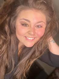 everyone ok, please do me a favor and invite anyone with a face to my  group. I need at least 100 followers to stream Live. I wanna try it out for  yall.