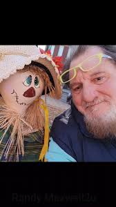 Instagram 用户 Randy Maxwell