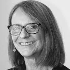 Penelope Hess's Instagram, Twitter & Facebook