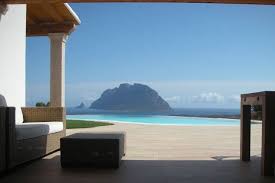 Porto san paolo befindet sich ca. Ferienvilla Mit Panoramablick Auf Das Meer In Sardinien