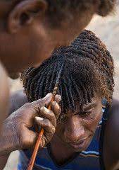 Afar Man Having A Traditional Hairstyle With A Stick To Make Curly Hair Afar Region Afambo Ethiopia Er Traditional Hairstyle Afro Curls Natural Hair Styles