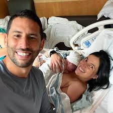 Congratulations to one of our own Ariel Grobman, MD and his wife Cynthia.  We love to see our Memorial Family continue to grow!