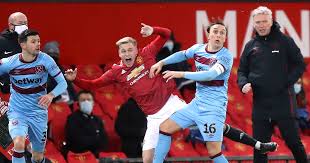 B) pass the ball around. Watch Donny Van De Beek Gets Tackled By Mark Noble While Taking Throw In Planet Football