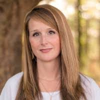 Kara Wheat's Instagram, Twitter & Facebook