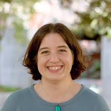 Lianna Davis's Instagram, Twitter & Facebook