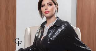 تعرضت الفنانة الكويتية، شمس، لهجوم من جانب العديد من السعوديين على مواقع التواصل الاجتماعي، ومطالب بمنع دخولها المملكة العربية السعودية، بسبب ما صرحت به بشأن نسائها. Ø¨Ø¹Ø¯ Ø´ÙŠØ²ÙˆÙØ±ÙŠÙ†ÙŠØ§ Ø´Ù…Ø³ Ø§Ù„ÙƒÙˆÙŠØªÙŠØ© ØªØ³Ø¬Ù„ Ø£ØºÙ†ÙŠØ© Ø¬Ø¯ÙŠØ¯Ø© Ù„Ù€ Ø£Ù„Ø¨ÙˆÙ…Ù‡Ø§ Ø¨ÙˆØ§Ø¨Ø© Ø¯ÙˆØª ÙƒÙˆÙ…