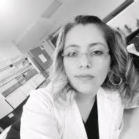 700+ perfiles de «Yüce»