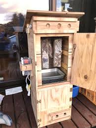 燻製器 激安高級 業務用 大型木製燻製器サーモ付きの作り方 燻製器 燻製 燻製小屋