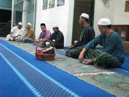 pətalɪŋ dʒaja), commonly called pj by the locals, is a city in petaling district, in the state of selangor, malaysia. Solat Maghrib Bacaan Yassin Dan Solat Isyak Di Surau An Naimah Kelana Jaya Flickr