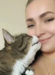 Funny Cat Moments That Will Make You Laugh