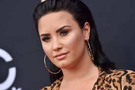 Demetria devonne lovato was born on august 20, 1992 in demi started out as a child actor on barney & friends. Demi Lovato Is Sorry For Using Instagram Filters After Realizing How Dangerous They Are