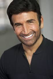 Lyle, Lyle, Crocodile Movie Actors Cast, Director, Producer, Roles, Box  Office