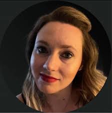 Alicia Williams's Instagram, Twitter & Facebook